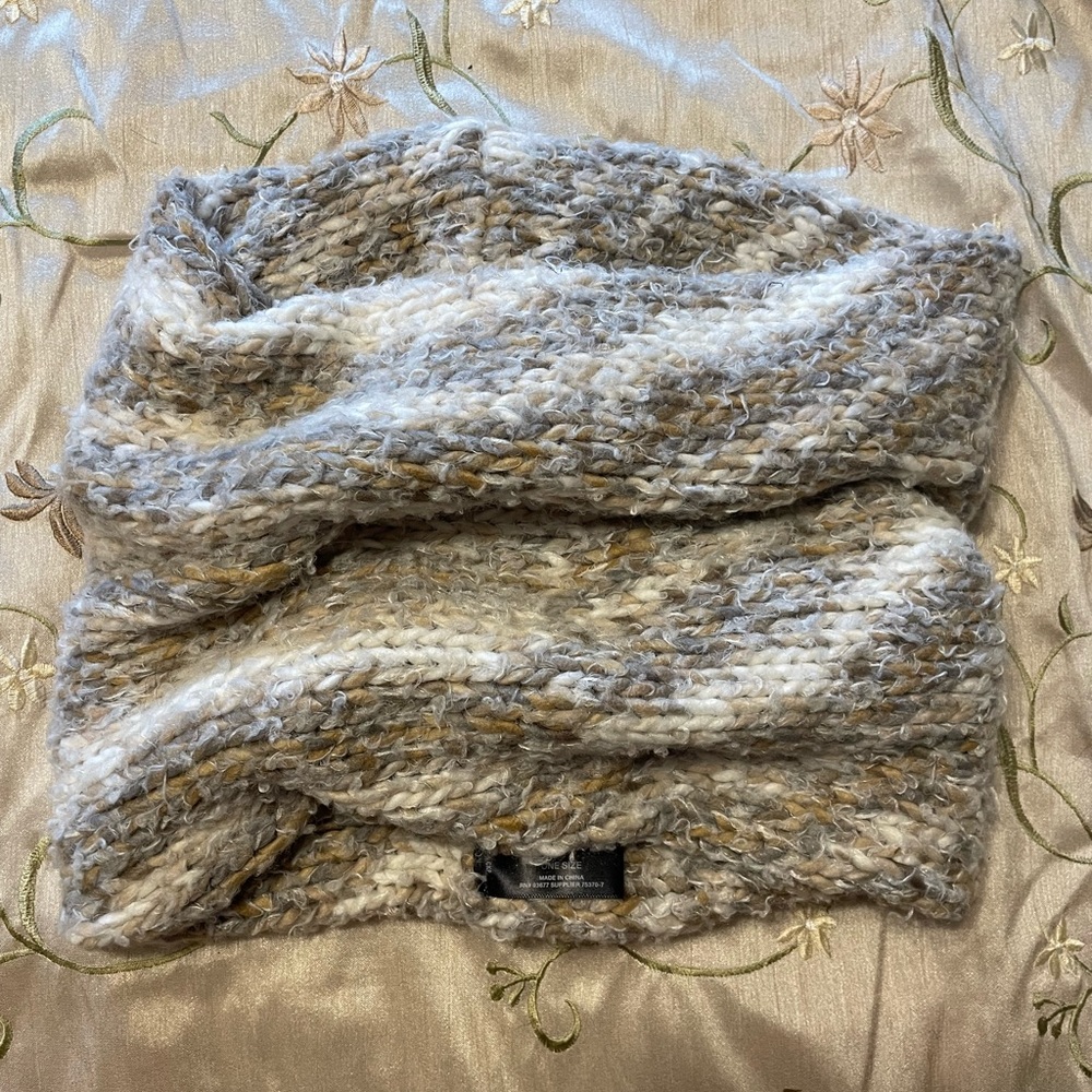 Womens neck scarf